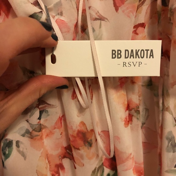 RSVP BY BB DAKOTA TAE DRESS IN VANILLA - Picture 4 of 6